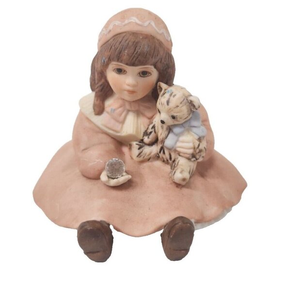 Vintage 1991 Crystal By Jan Hagara Shelf Sitter Porcelain Girl Figurine - Picture 1 of 10